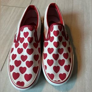VANS Big Hearts Classic Slip Ons M 6.5 / W 8